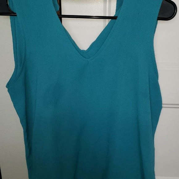 Womens Career Tops - Picture 10 of 13